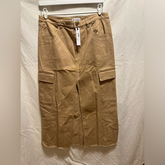 Steve Madden Women’s Benson Stretch Twill Cargo Skirt S, M & L Available - Picture 4 of 8